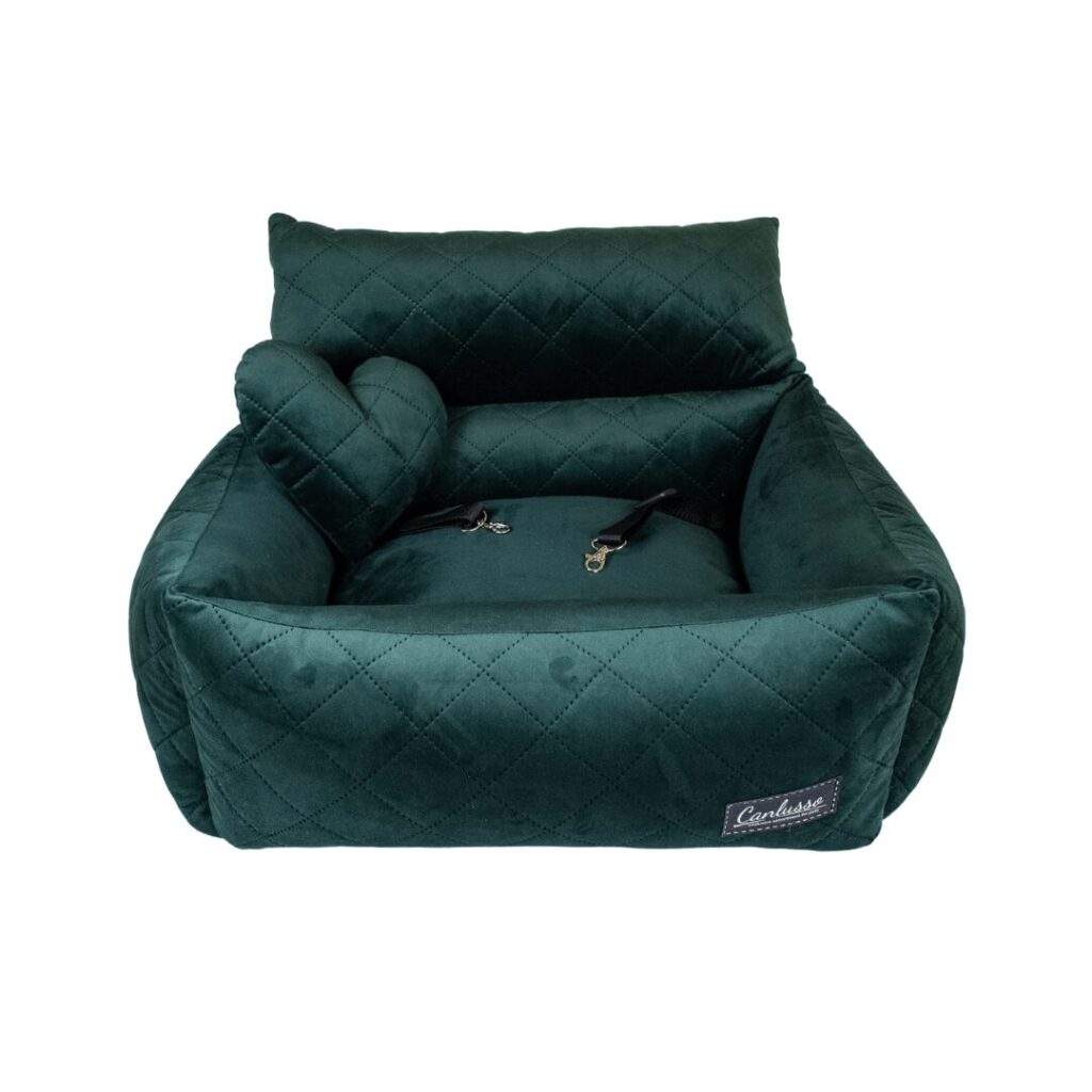 Zielony fotelik dla średniego psa